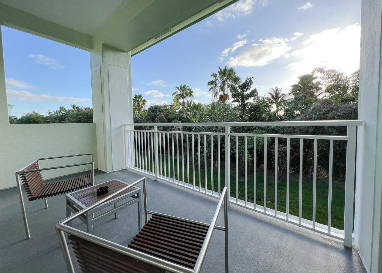 Modern Private Studio - King Bed, Jacuzzi, Balcony And Pool Aparthotel Miami Exterior foto